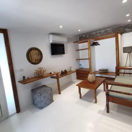 Apartmán Woodstone & Santorini
