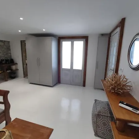 Woodstone & Santorini Appartement